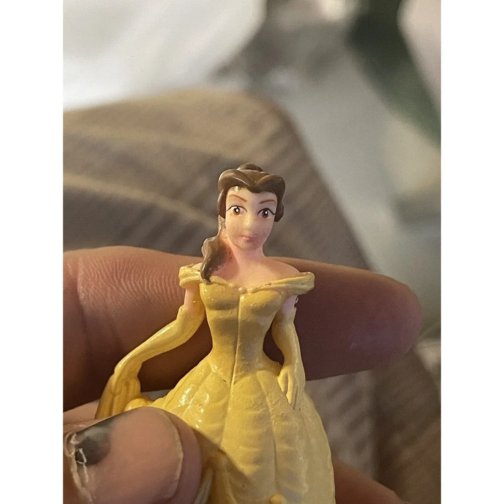 Disney Yellow 4